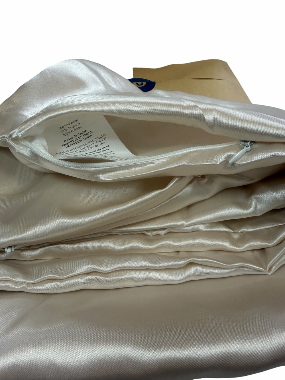 Bedsure Pillowcase Pair in Brown - Soft Home Bedding - Picture 4 of 4